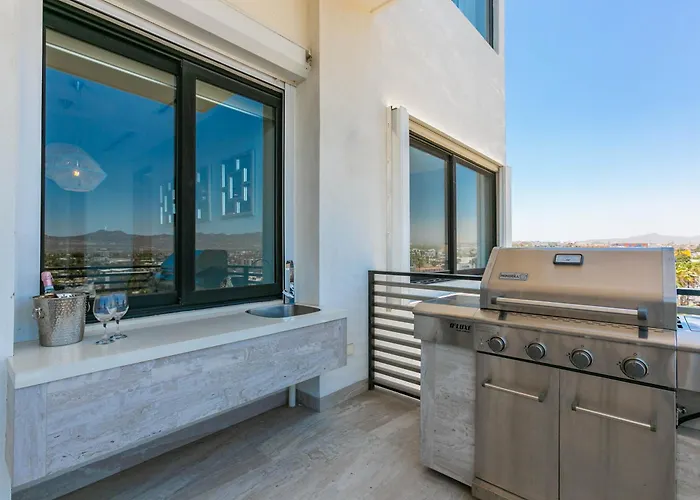 Dream At Cardinal Living *